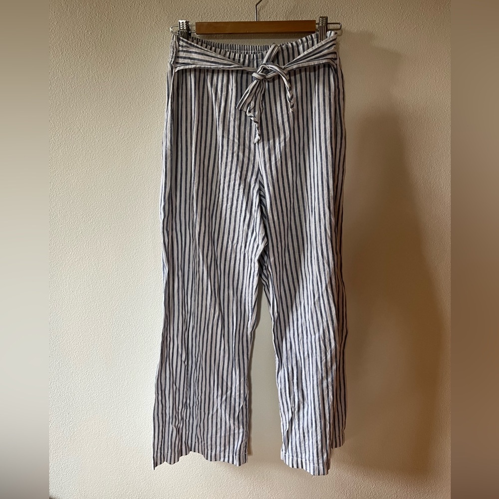 Flowy striped pants, size M.